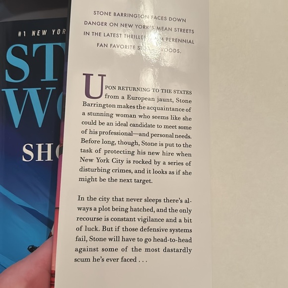 Stuart Woods Books - Picture 5 of 7